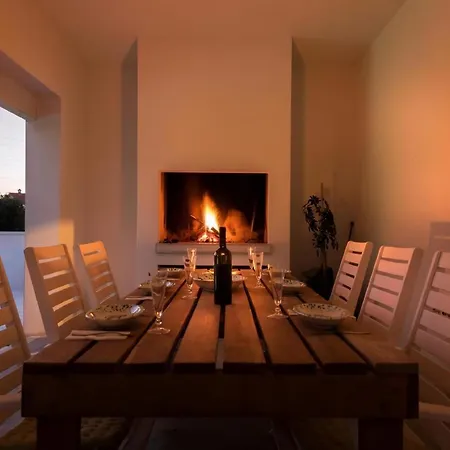 Haus Sanchi, Bestehend Aus 2 Separaten Holiday home *